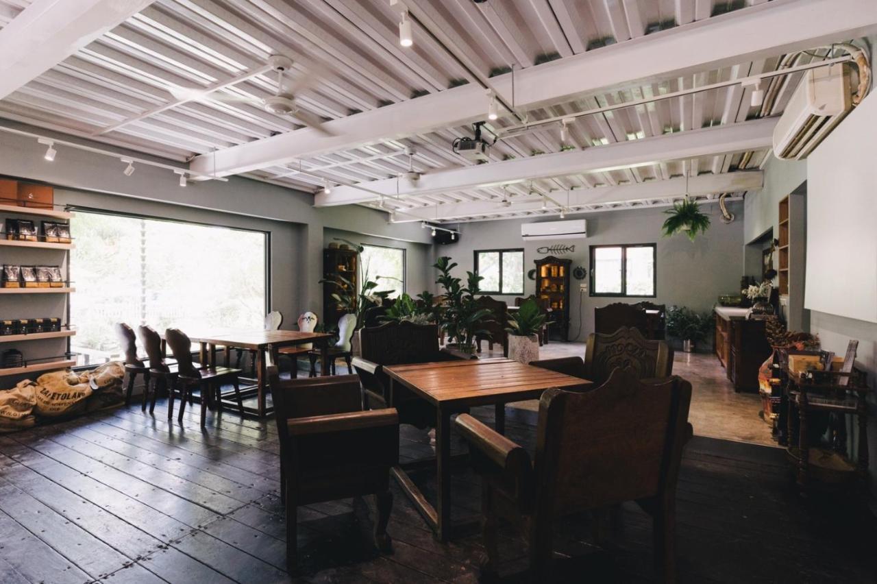 Ferienwohnung Monet Garden Coffee Farm Chinan Exterior foto