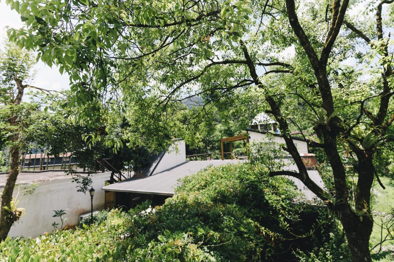 Ferienwohnung Monet Garden Coffee Farm Chinan Exterior foto